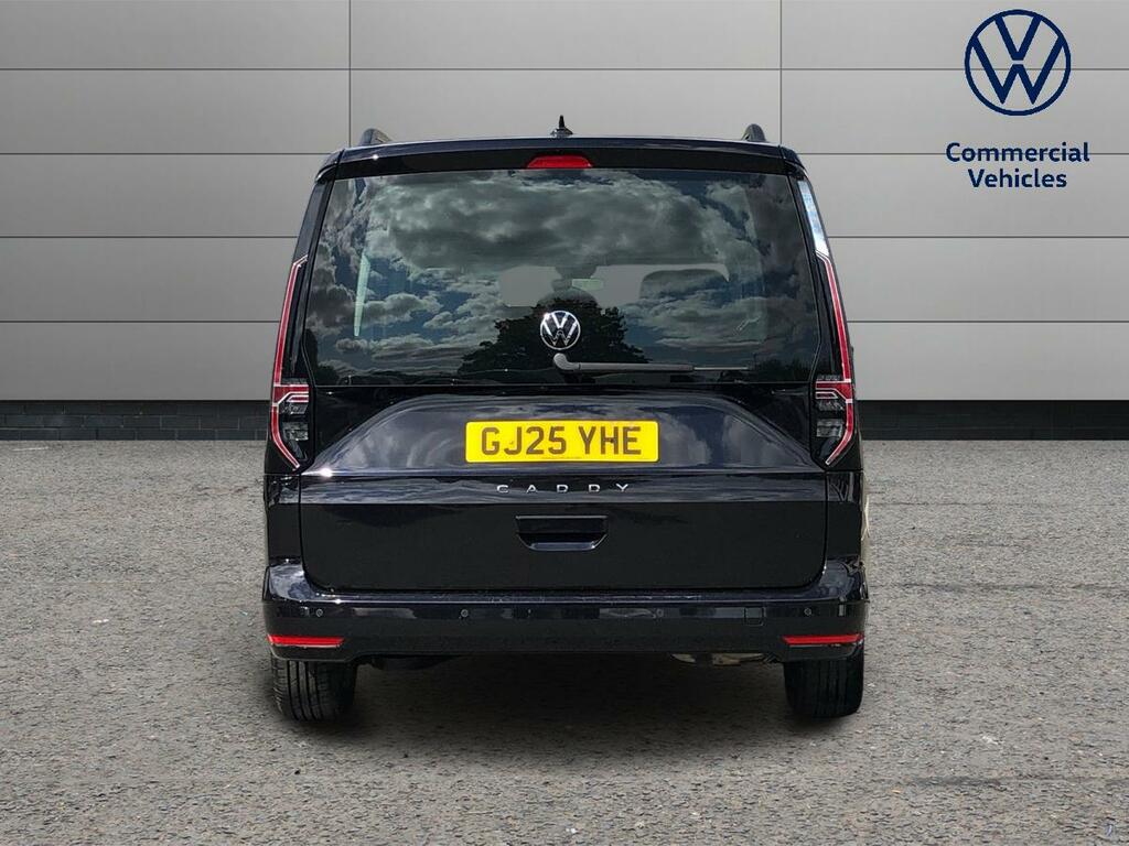 Volkswagen Caddy Maxi Life 1.5 Tsi Life 116 Dsg Tech Pack Black #3