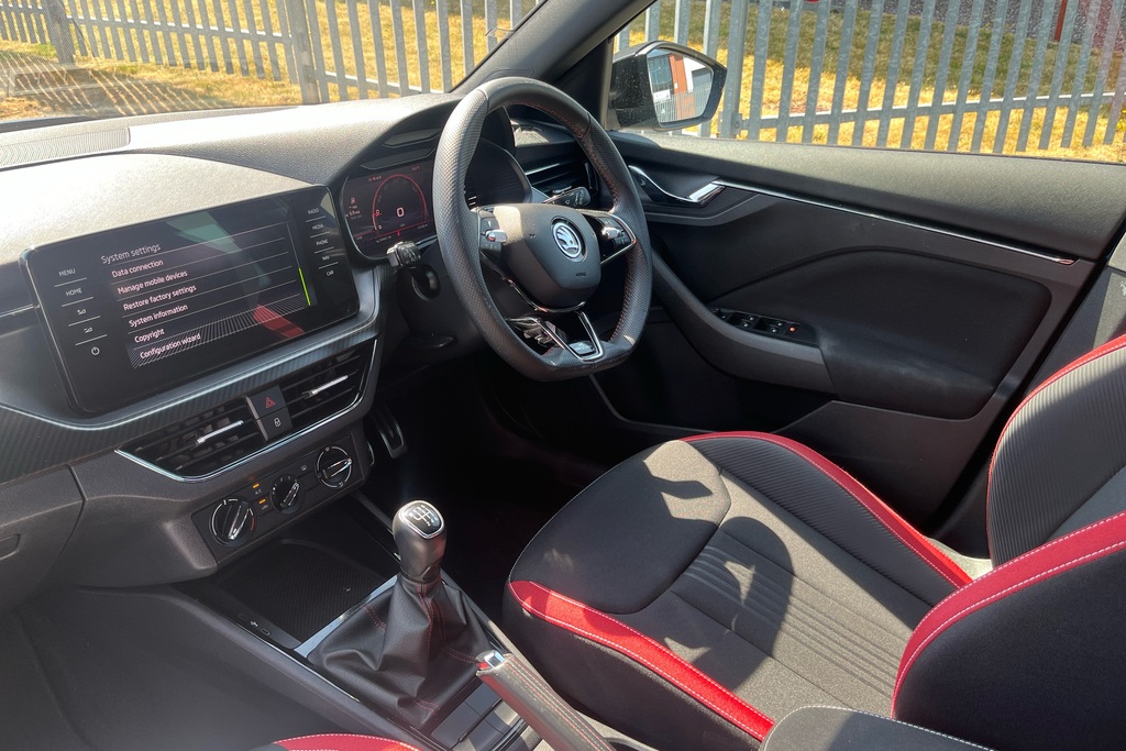 Skoda Kamiq 1.5 Tsi Monte Carlo Blue #2