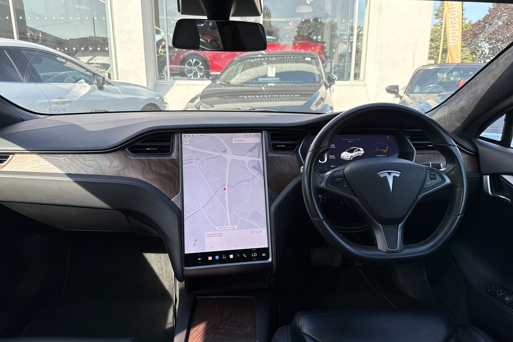 Tesla Model S 241Kw 75Kwh Dual Motor White #3