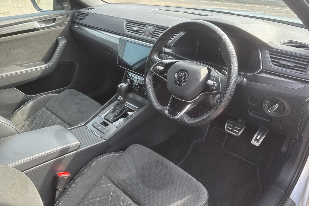 Skoda Superb 2.0 Tdi Cr Sport Line Plus Dsg Silver #6