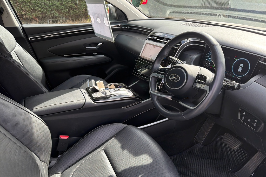 Hyundai Tucson T-gdi Ultimate White #6