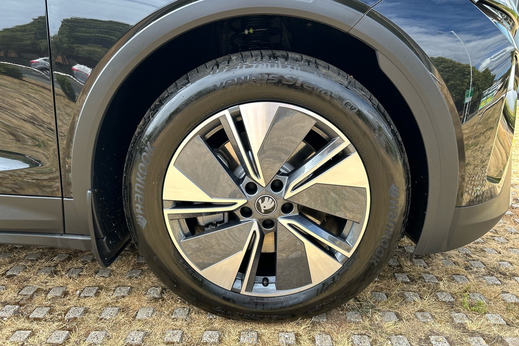 Skoda Elroq 210Kw 85 Edition 82Kwh Black #5