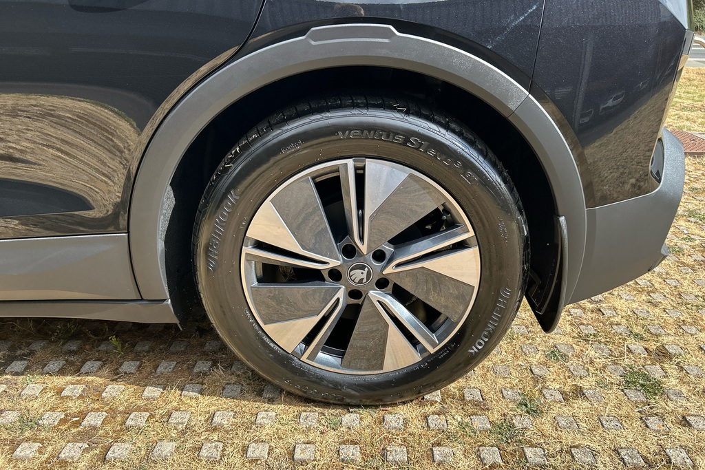Skoda Elroq 210Kw 85 Edition 82Kwh Black #21