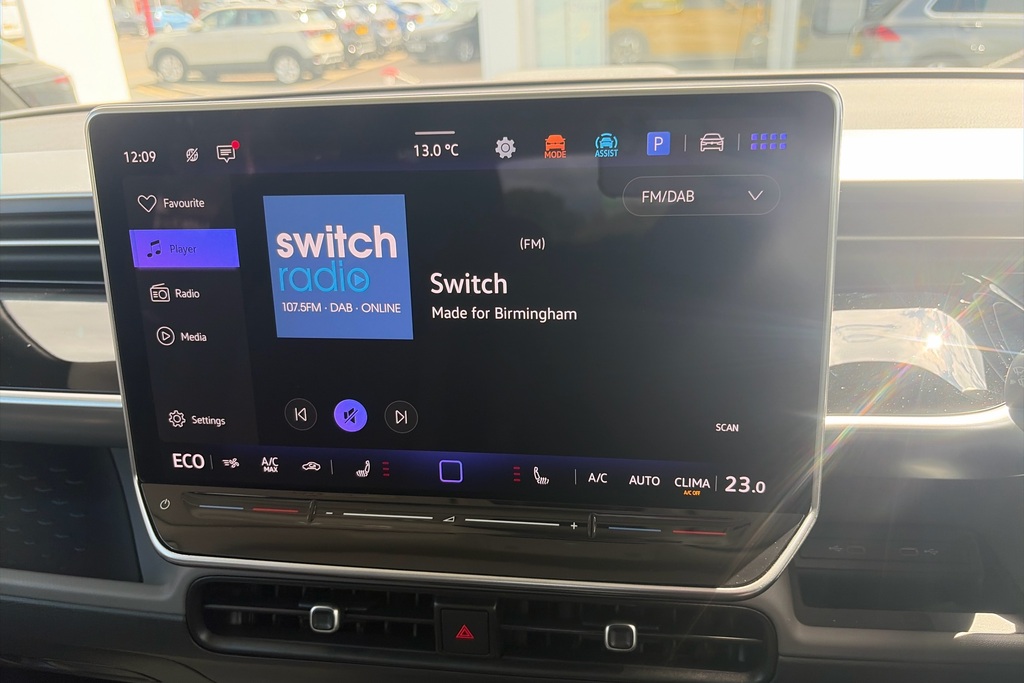 Volkswagen ID.Buzz 250Kw Gtx Pro 86Kwh 4Motion Lwb 7 Seat Red #46