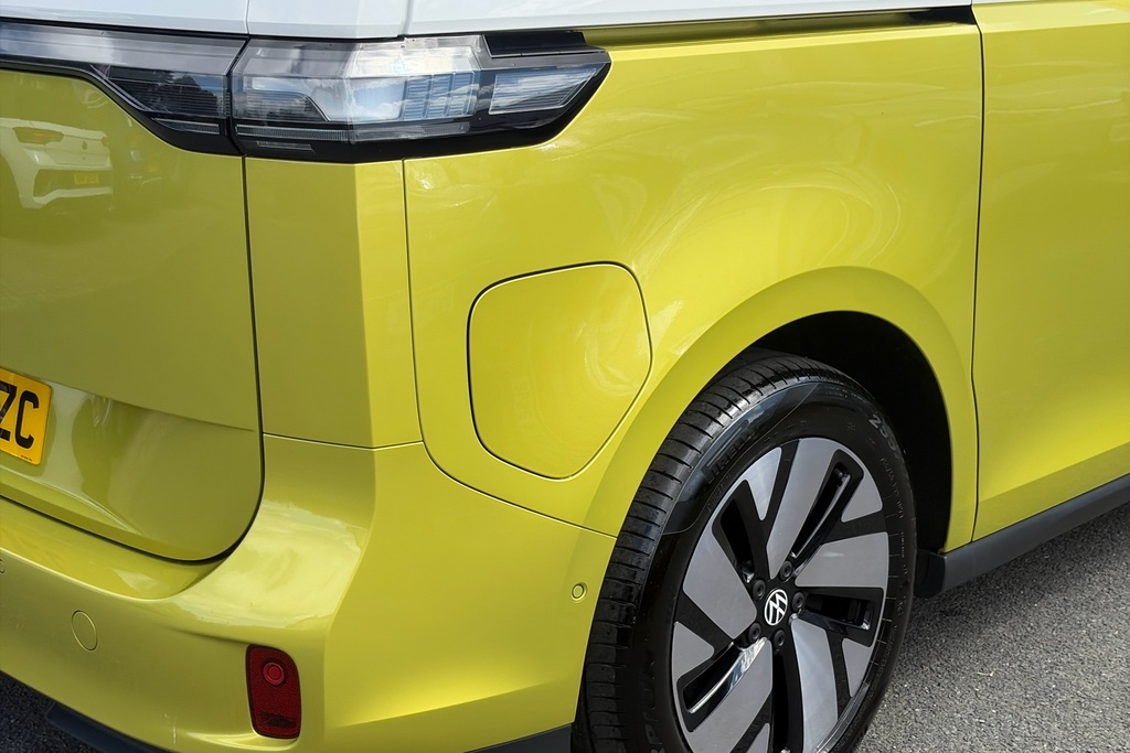 Volkswagen ID.Buzz 250Kw Gtx Pro 86Kwh 4Motion Lwb 7 Seat Red #24