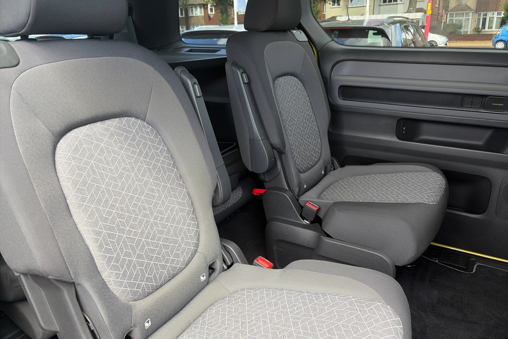 Volkswagen ID.Buzz 250Kw Gtx Pro 86Kwh 4Motion Lwb 7 Seat Red #29