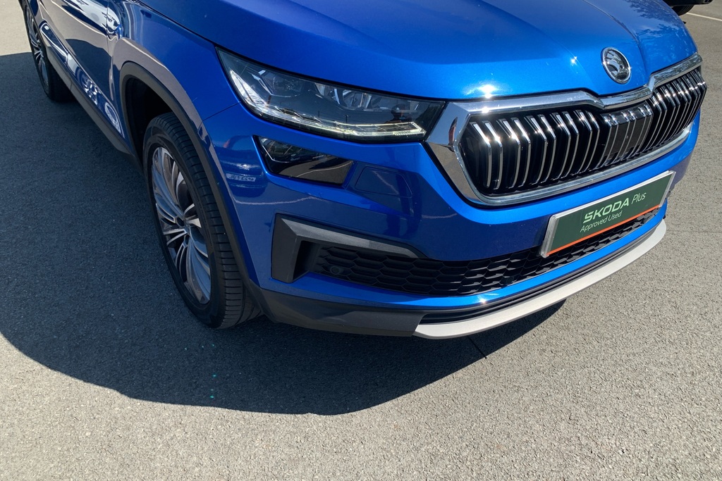 Skoda Kodiaq Se 7 Seats 2.0 Tdi 150 Ps 4X4 Dsg Black #9