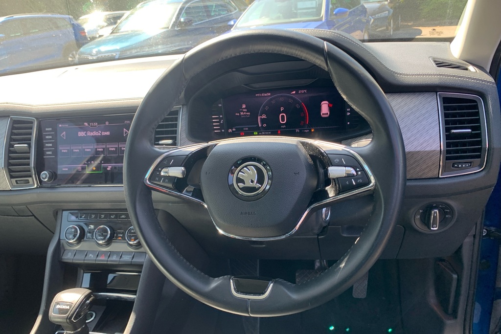 Skoda Kodiaq Se 7 Seats 2.0 Tdi 150 Ps 4X4 Dsg Black #36