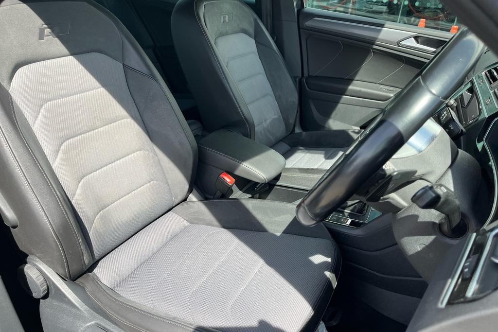 Volkswagen Tiguan 1.5 Tsi Evo 150 Match 150 Ps White #32