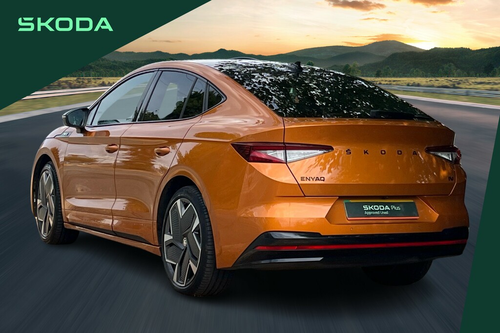 Skoda ENYAQ 220Kw Vrs 82Kwh 4X4 Orange #3