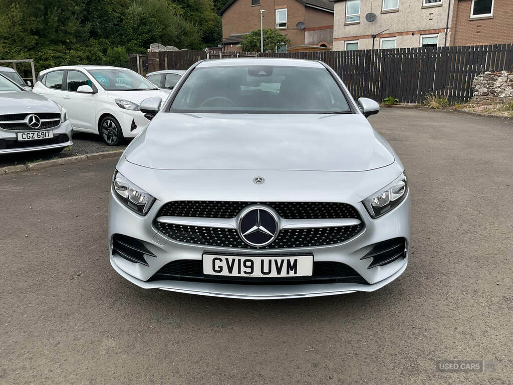 Mercedes-Benz A Class A180 Amg Line Silver #2