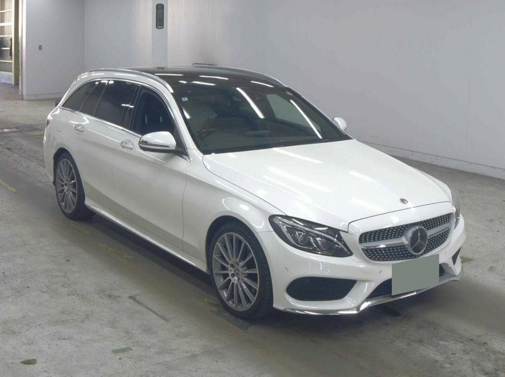 Mercedes-Benz C Class 2L Amg Line White
