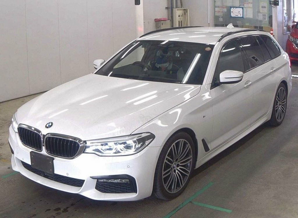 BMW 5 Series 2.0 530E 9.2Kwh M Sport White #2