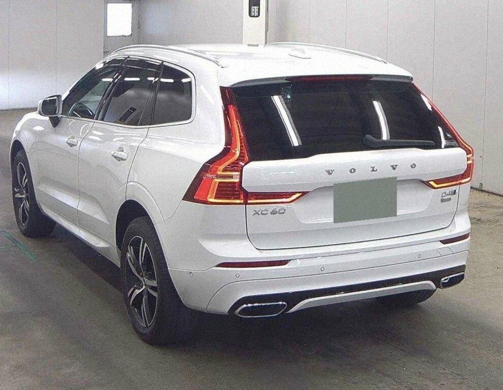 Volvo XC60 2.0 T5 Awd 250Bhp Momentum Pro 5-Dr Est Blue #3