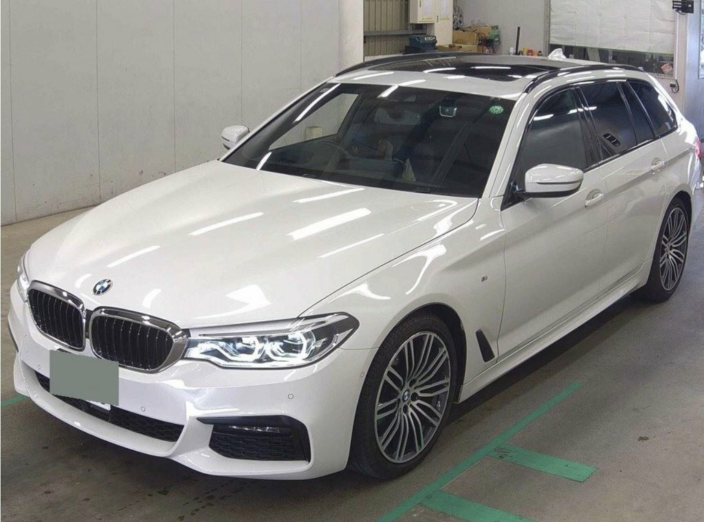 BMW 5 Series 2L M Sport White #2