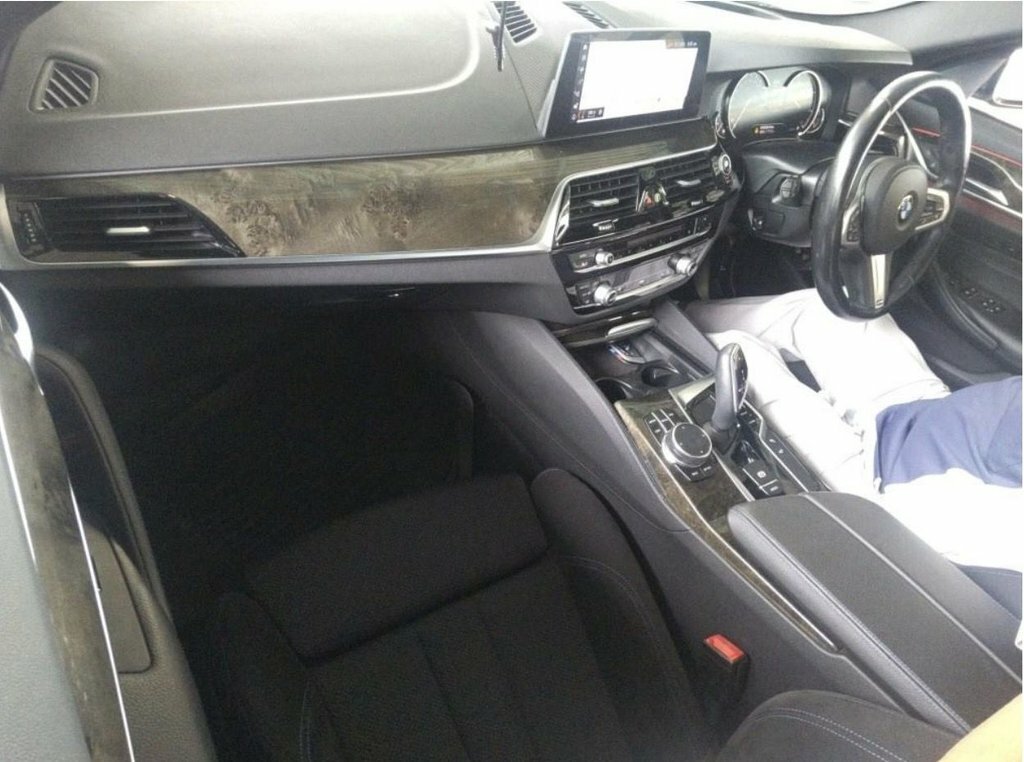 BMW 5 Series 2L M Sport Grey #5