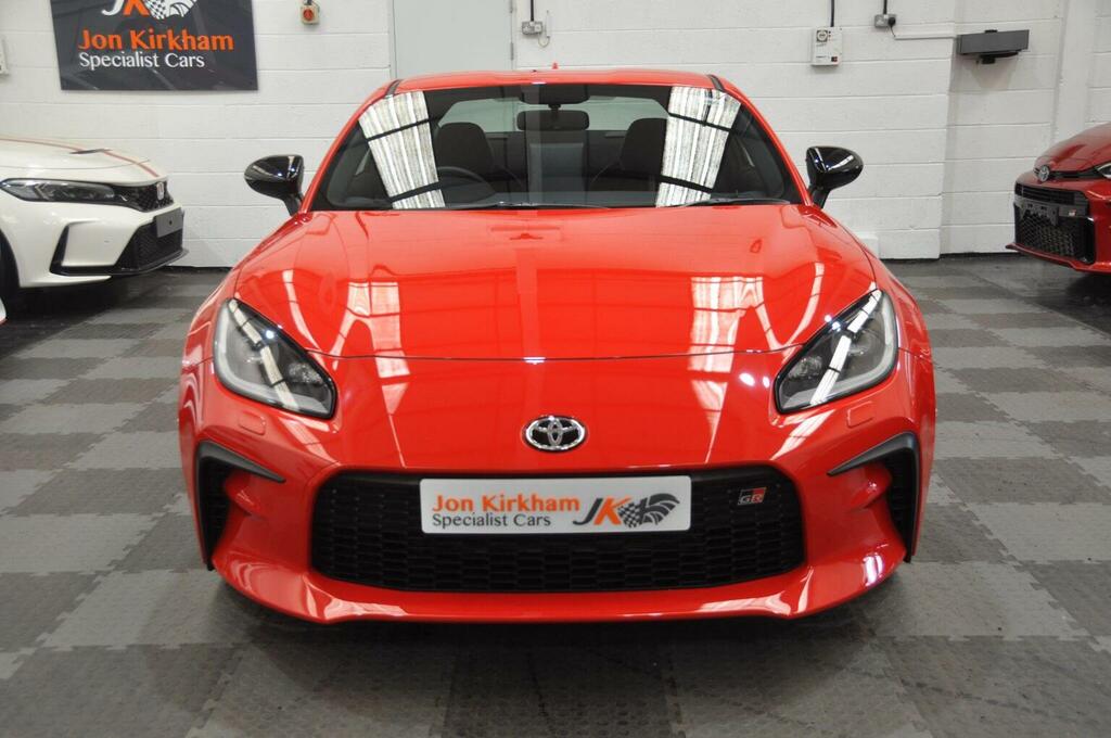 Toyota GR86 Coupe 2.4 Boxer D-4s Euro 6 202323 Red #2