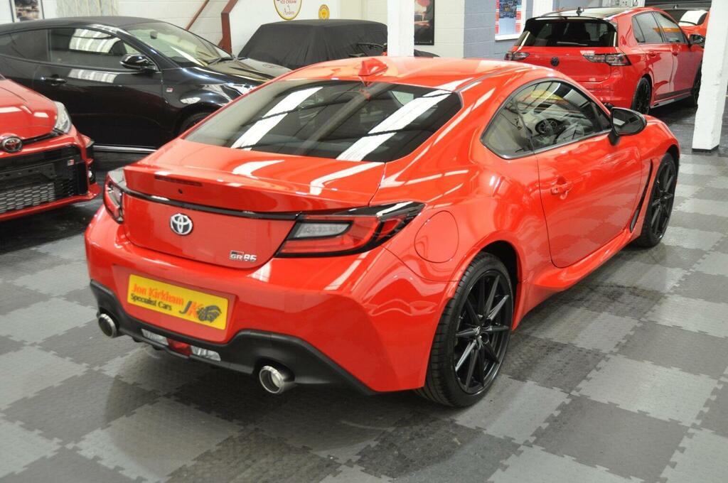 Toyota GR86 Coupe 2.4 Boxer D-4s Euro 6 202323 Red #4