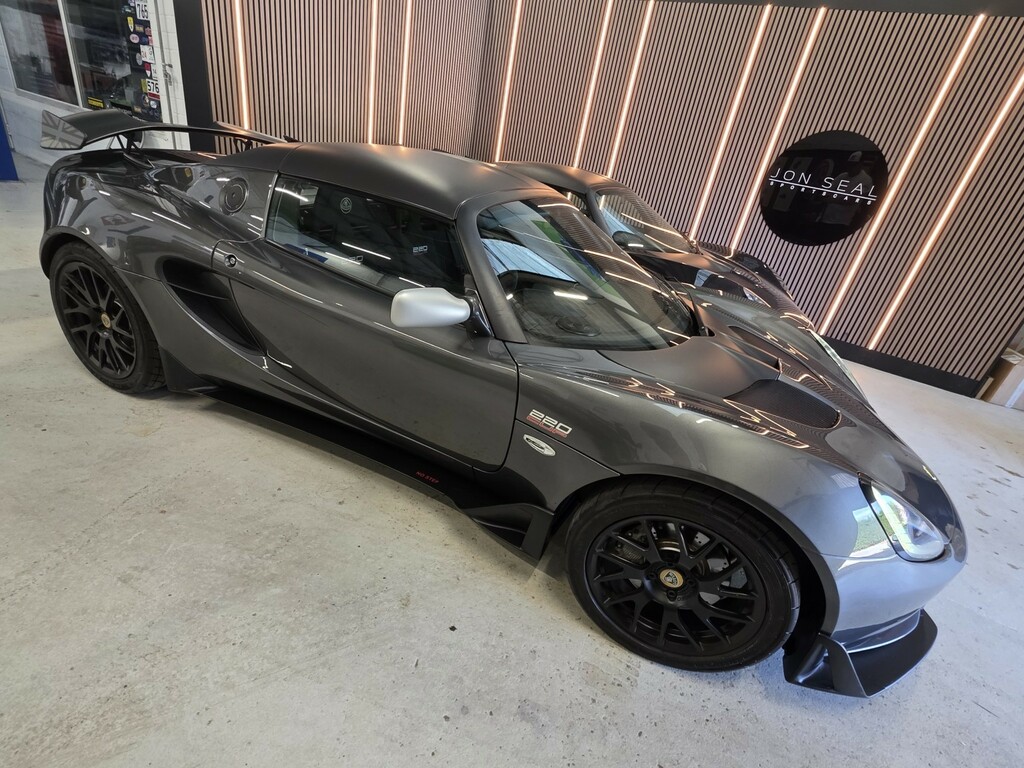 Lotus Elise 220 Cup 2015 Grey