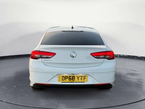 Vauxhall Insignia 2.0 Insignia Sri White #4