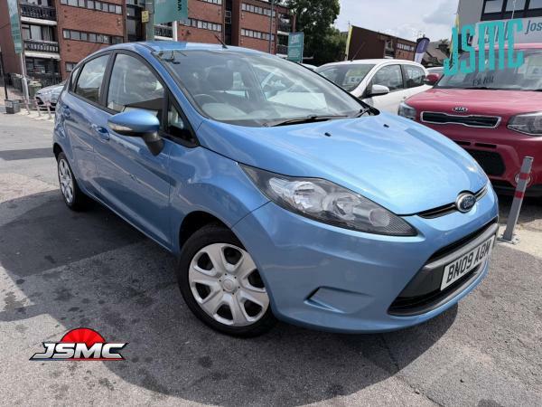 Ford Fiesta Zetec White #3