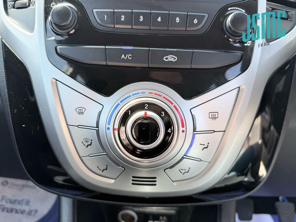 Hyundai Ix20 1.4 Blue Drive Se Euro 6 Ss #19