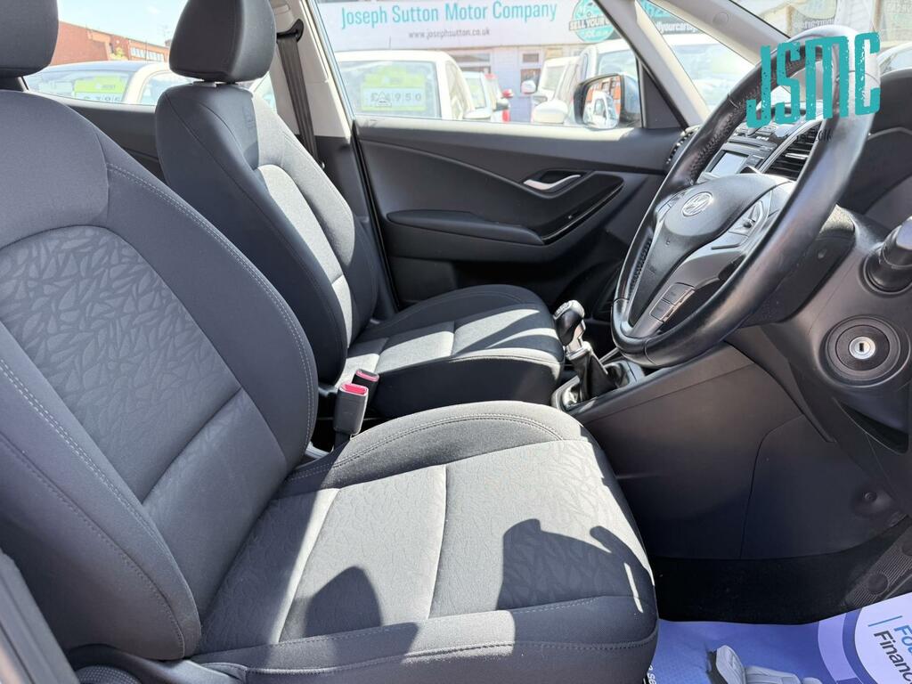 Hyundai Ix20 Active Blue #5