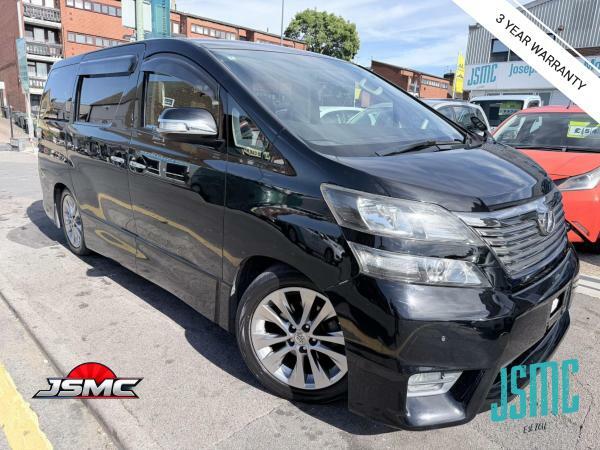 Toyota Estima Aeras Premium Edition White #4