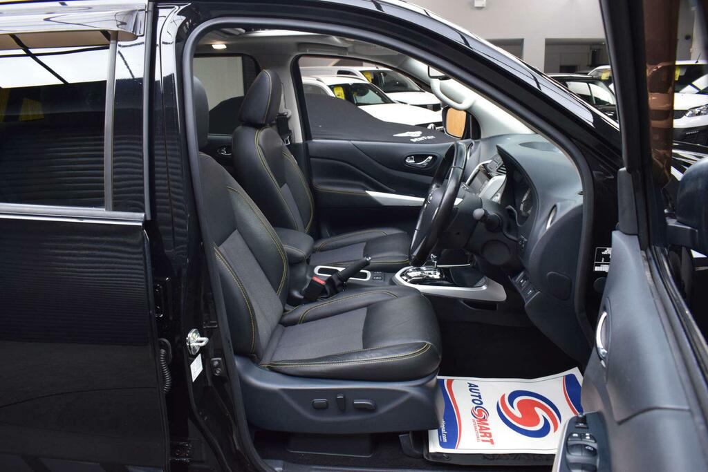 Nissan Navara Navara N-guard Dci Black #16