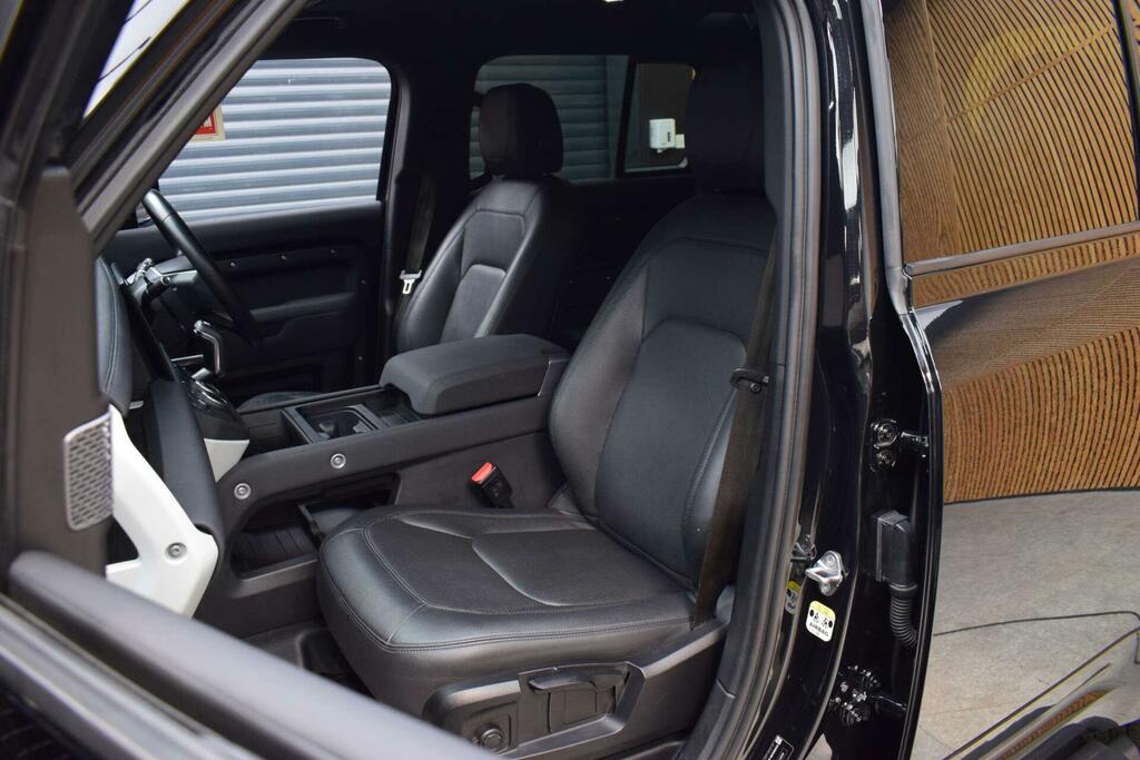 Land Rover Defender 110 Land Rover Estate 3.0 D300 X-dynamic Hse 11 Green #19