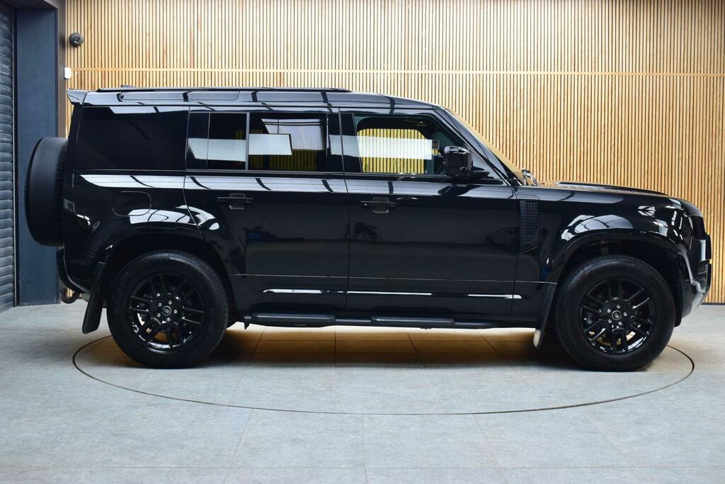 Land Rover Defender 110 X-dynamic Se Black #3