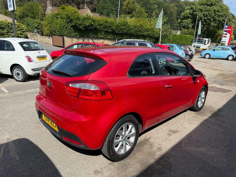 Kia RIO 1.25-vr7-hatchback-3dr-petrol-manual-euro-5-84-bh Red #5