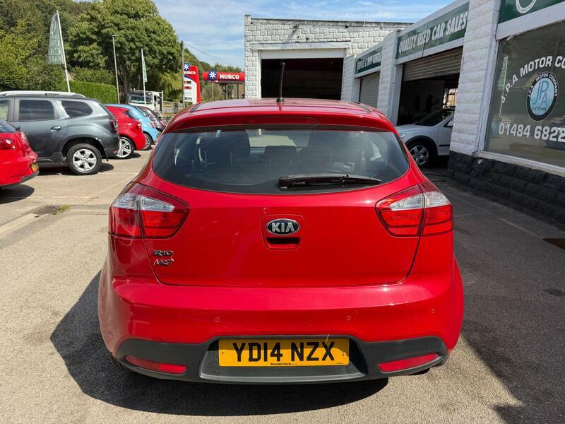 Kia RIO 1.25-vr7-hatchback-3dr-petrol-manual-euro-5-84-bh Red #4