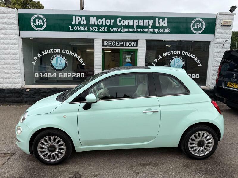 Fiat 500 1.2-lounge-hatchback-3dr-petrol-manual-euro-6-ss Green #2