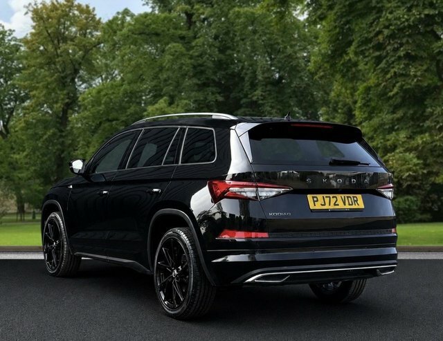 Skoda Kodiaq 2022 1.5 Tsi Act Sportline Suv Dsg Euro PJ72VDR Black #6