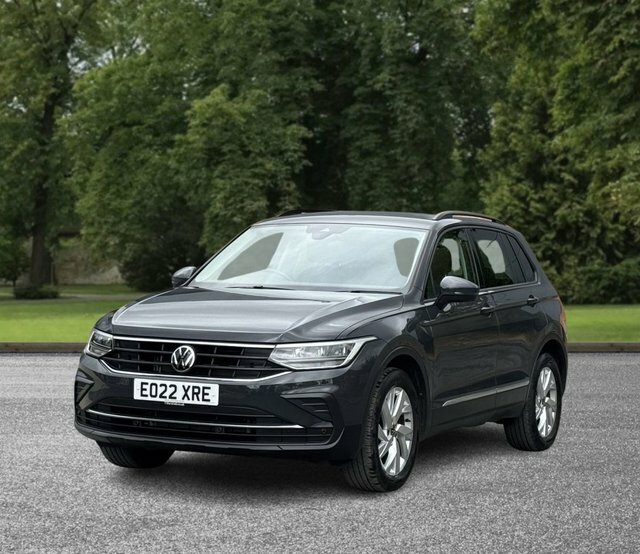 Volkswagen Tiguan 2022 1.5 Tsi Life Suv Euro 6 S EO22XRE Grey #2