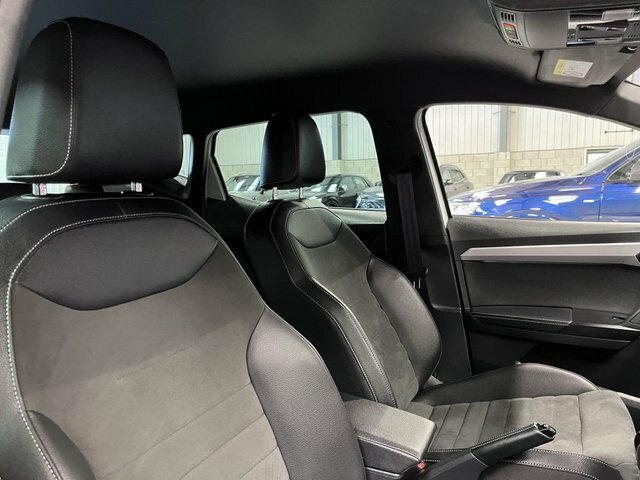 Seat Ibiza 2023 1.0 Tsi Xcellence Hatchback FN73MRO White #5