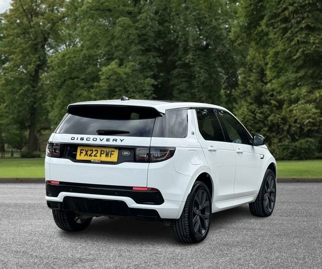 Land Rover Discovery Sport 2022 1.5 P300e 12.2Kwh R-dynamic Se Suv FX22PWF White #4