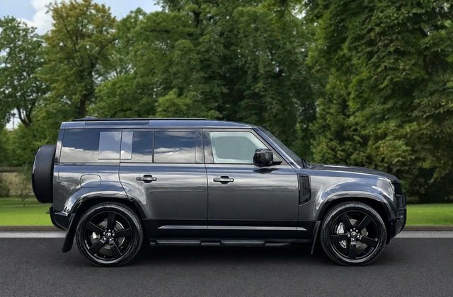 Land Rover Defender 110 2025 3.0 D350 Mhev X-dynamic Hse Suv Au Grey #4