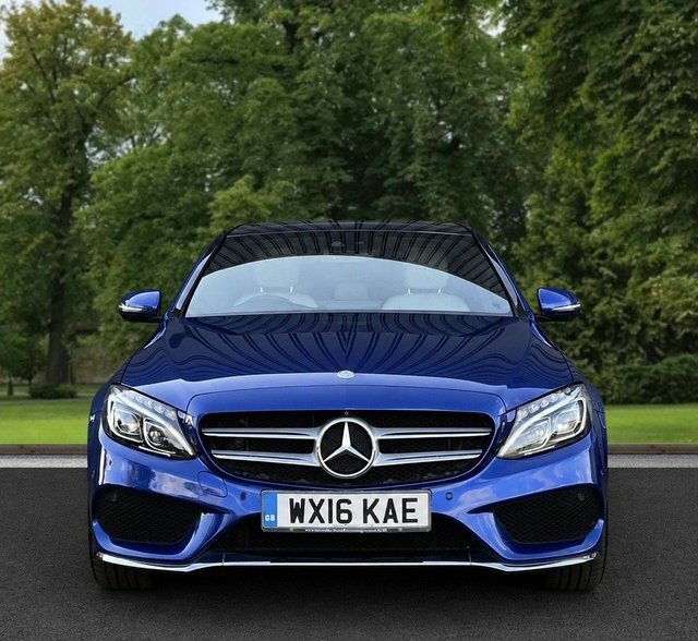 Mercedes-Benz C Class 2016 2.1 C300dh Amg Line Premium Plus Saloon Blue #3