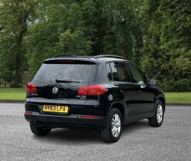 Volkswagen Tiguan 2013 2.0 Tdi Bluemotion Tech S Suv Manu Black #4
