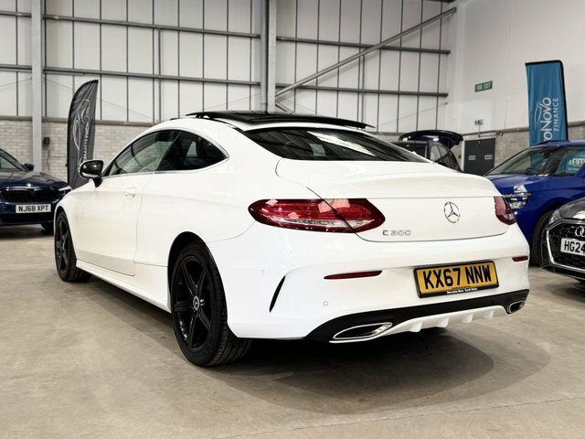Mercedes-Benz C Class 2017 2.0 C200 Amg Line Coupe G-tronic White #5