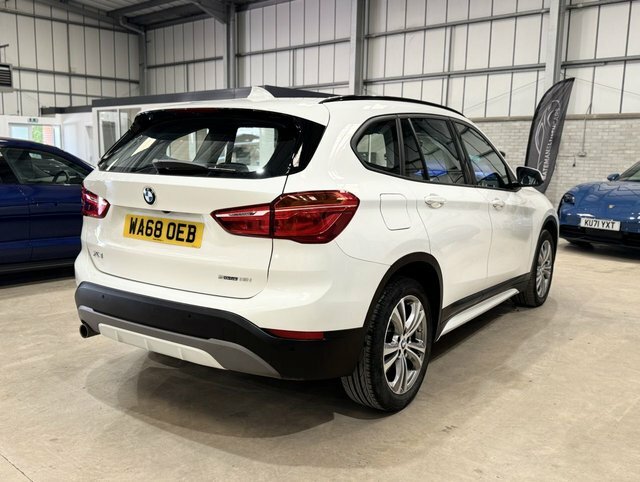BMW X1 2019 1.5 18I Gpf Sport Suv Dct Sdrive E White #4