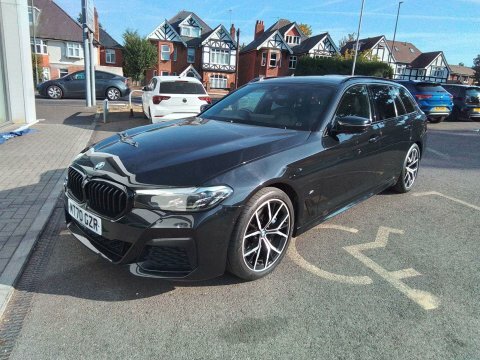 BMW 5 Series 2.0 520D M Black