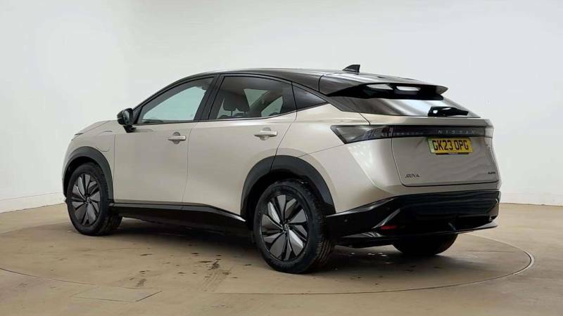 Nissan Ariya 225Kw Evolve 87Kwh 22Kwch E-4orce Silver #3