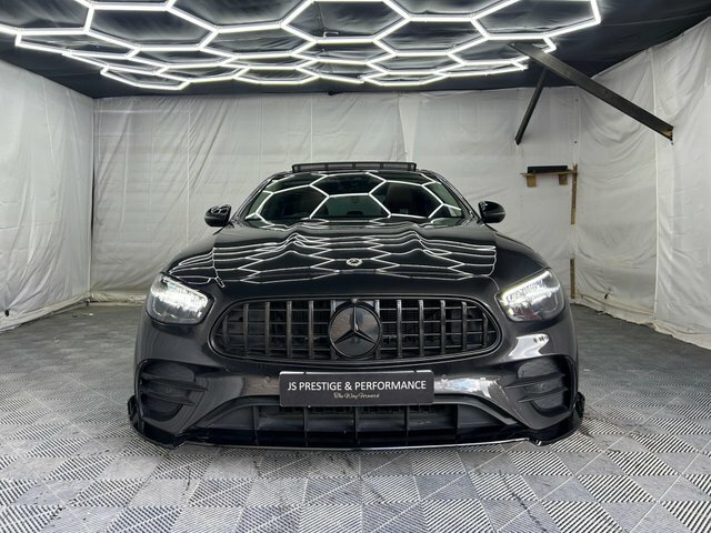 Mercedes-Benz E Class 2.0 E220dh Mhev Amg Line Night Edition Premium Pl FJ23VFU Black #2