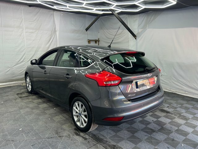 Ford Focus 1.6 Titanium Powershift Euro 6 Grey #4