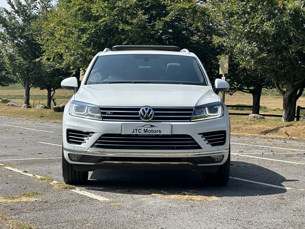 Volkswagen Touareg Suv 3.0 V6 Tdi Bluemotion Tech 262 R-line Tip DF15AYN White #6