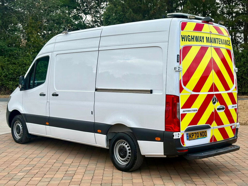 Mercedes-Benz Sprinter Diesel  #4