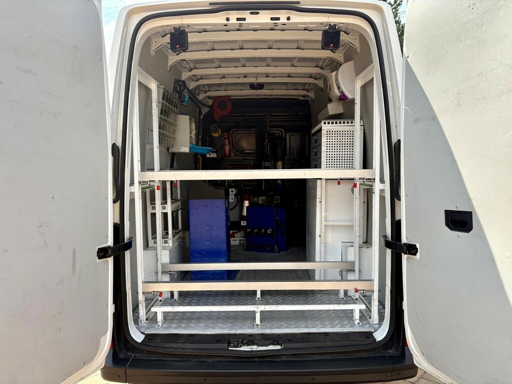 Volkswagen Crafter Volkswagen Crafter Cr35 Lwb Fwd 2.0 Tdi 140 Silver #7